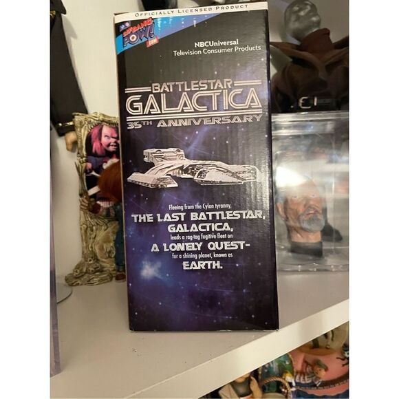 Battlestar Galactica Cylon Centurion Bobble Head 35th Anniversary New in Box - Picture 3 of 4